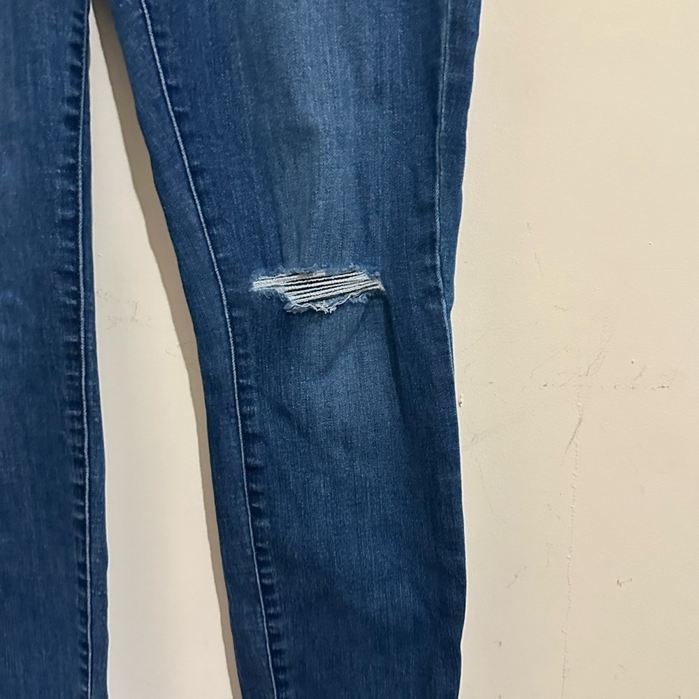 GAP Denim 29R Dark Washed Distressed Skinny Jeans - Picture 3 of 7